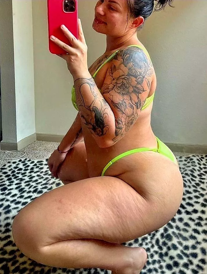 A Friday Snack posted by Flaminglin