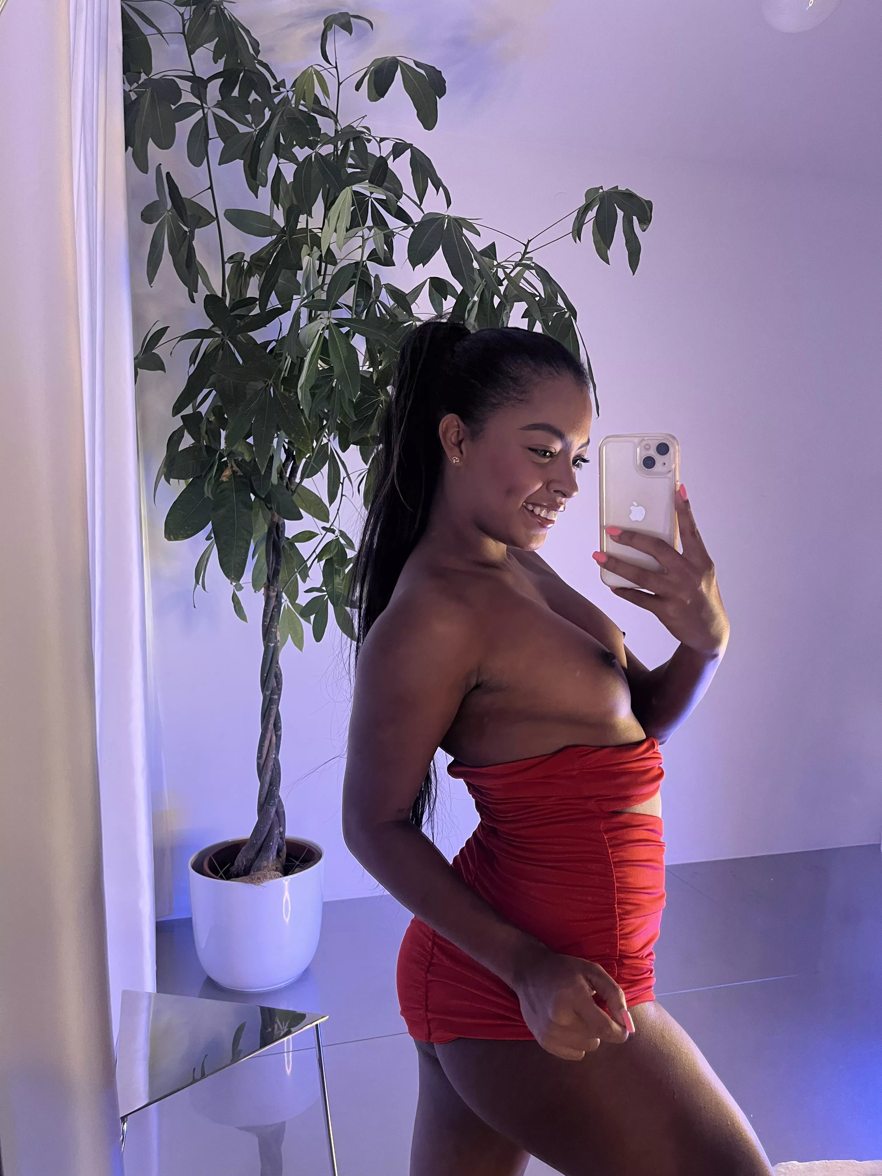 Are you looking for a girlfriend ? posted by ProfessionalFoots