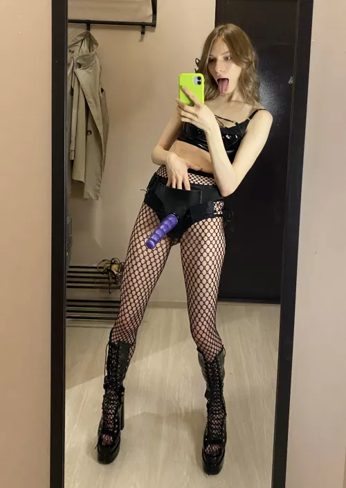 Can I use your face as a stand for my cock? by Lovely_Assistant