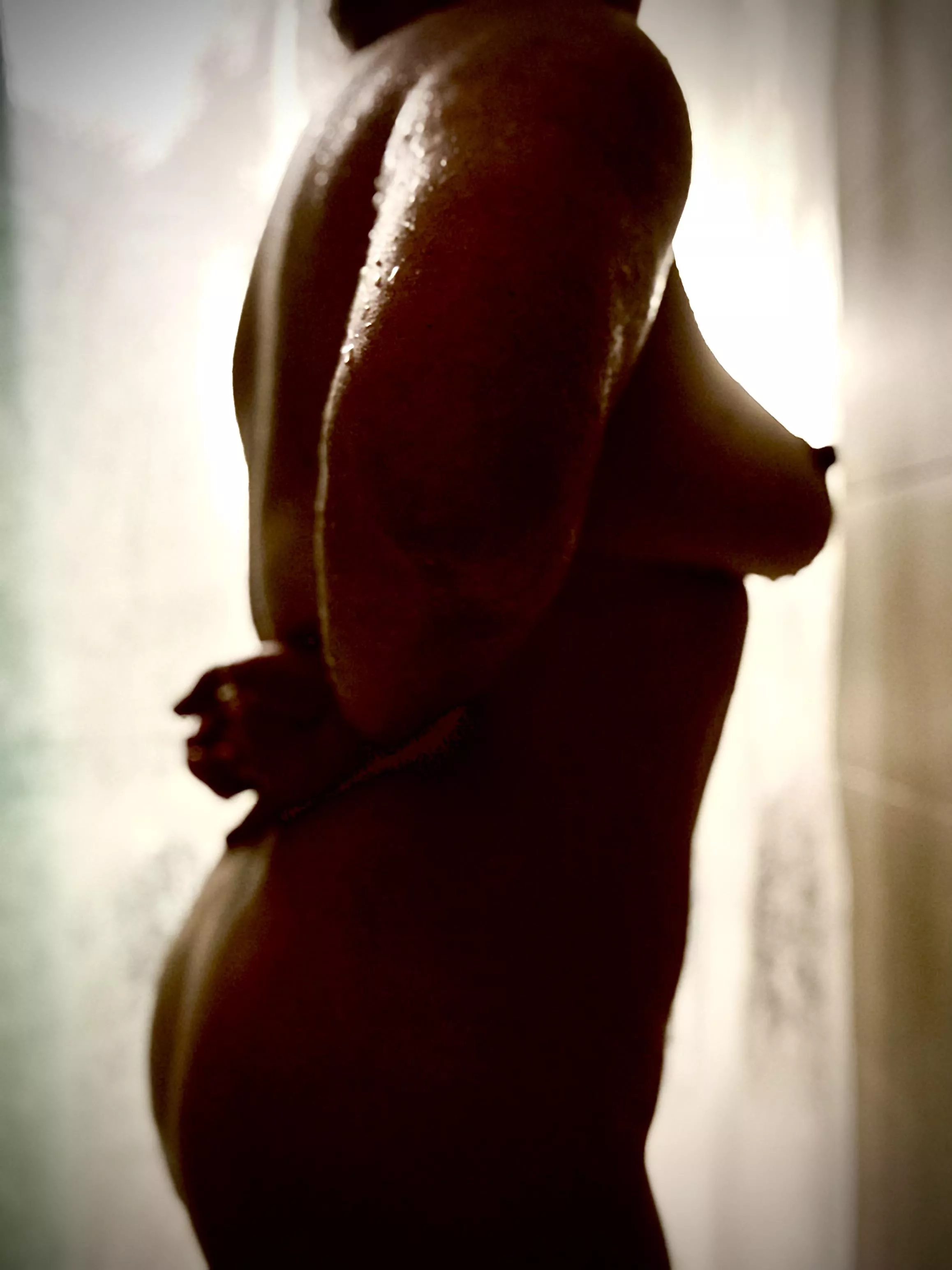 Can you help?(F46) posted by SkinandGin