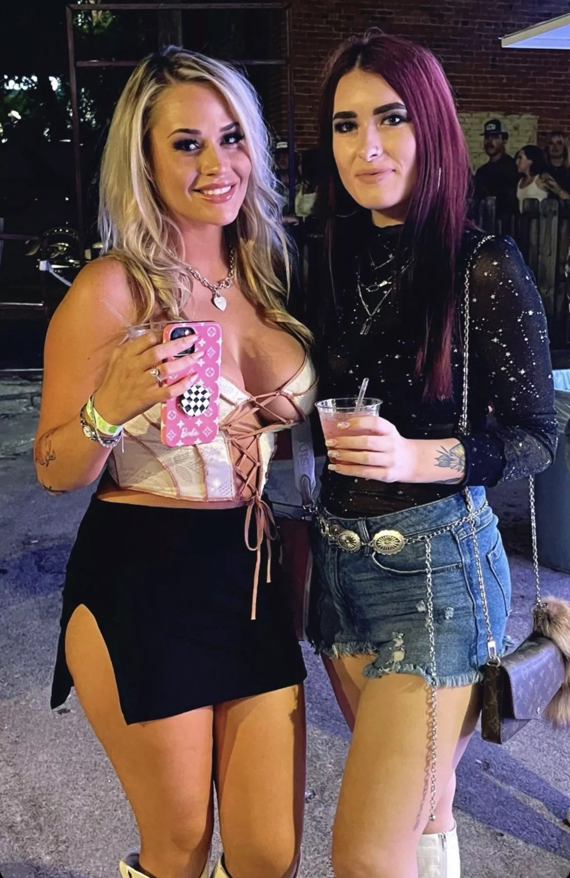 Clear favorite here right? posted by scoopthepoop182