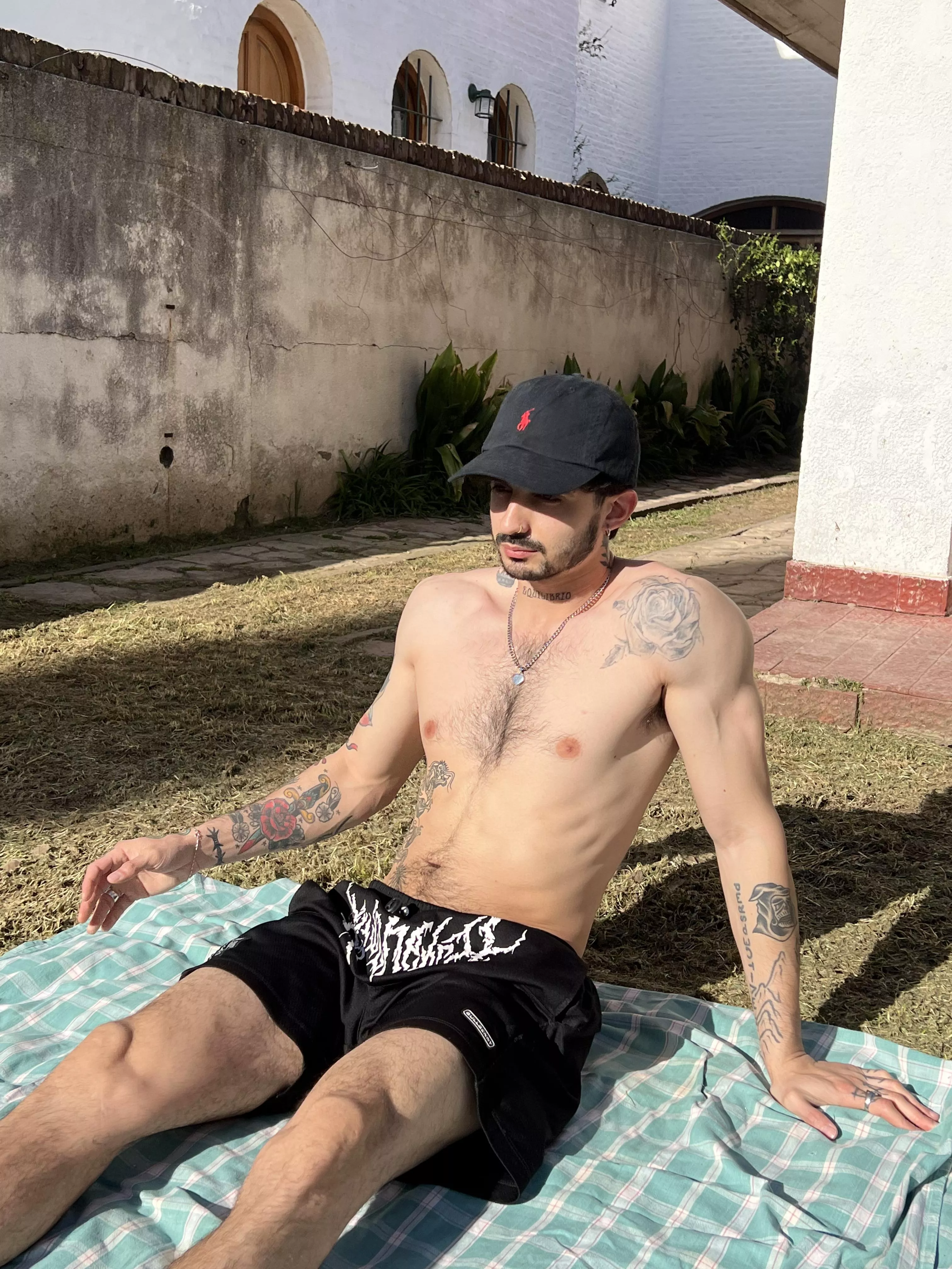 Could I dm you some nudes? Just want to get some feedback posted by fffffrancis