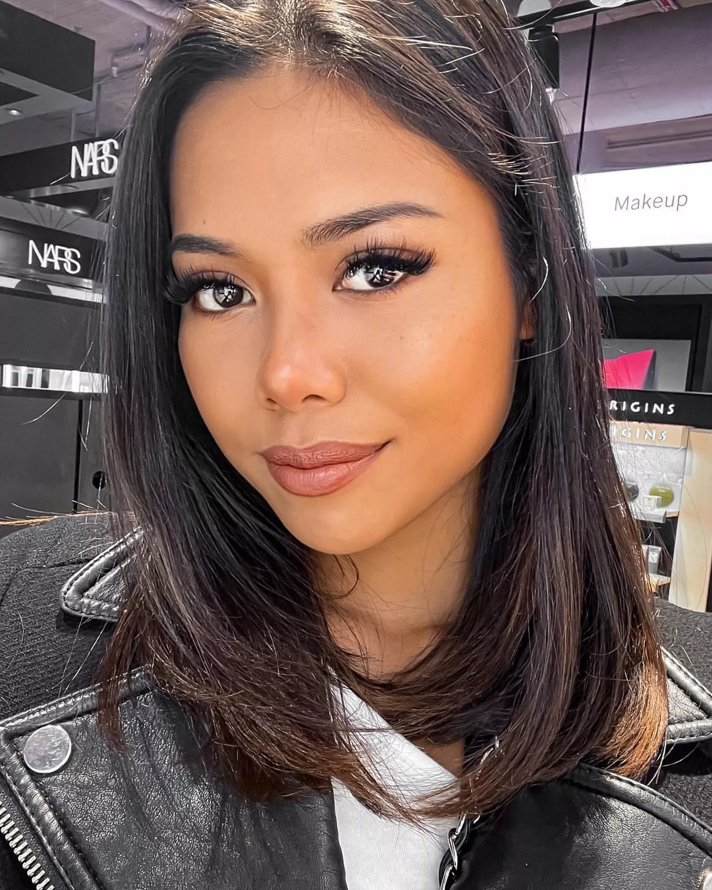 Dem eyes - Avarin Thongdee posted by HonestRunner