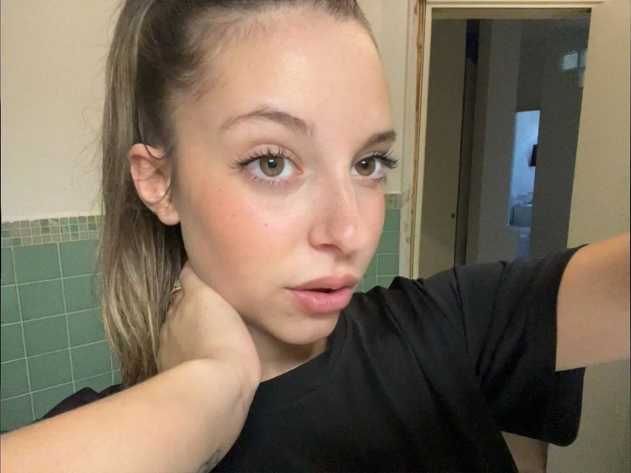 Do i have good grades Teacher? [f22] posted by Autumn_Alice