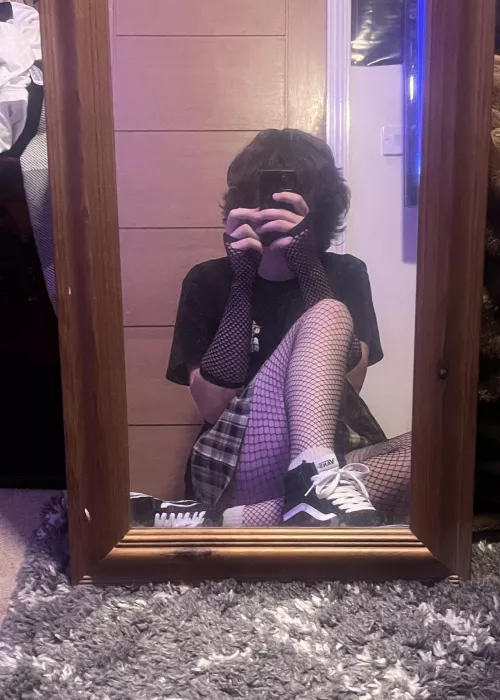 Do I make a cute femboy:3 by -_-drive