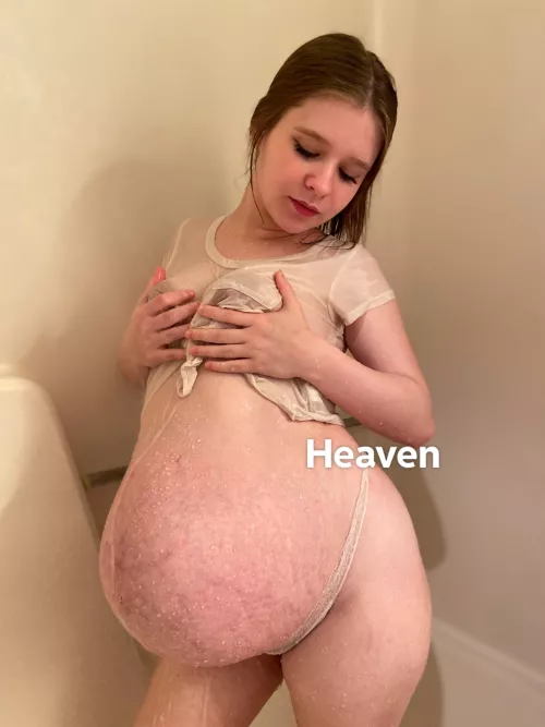 Do you like my wet pregnant body? by Babygirl_Heaven