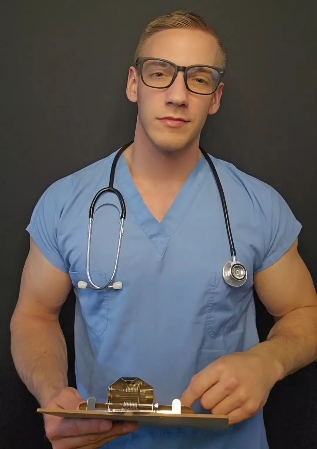 Doctor John 👨‍⚕️🩺 posted by John_fitness91