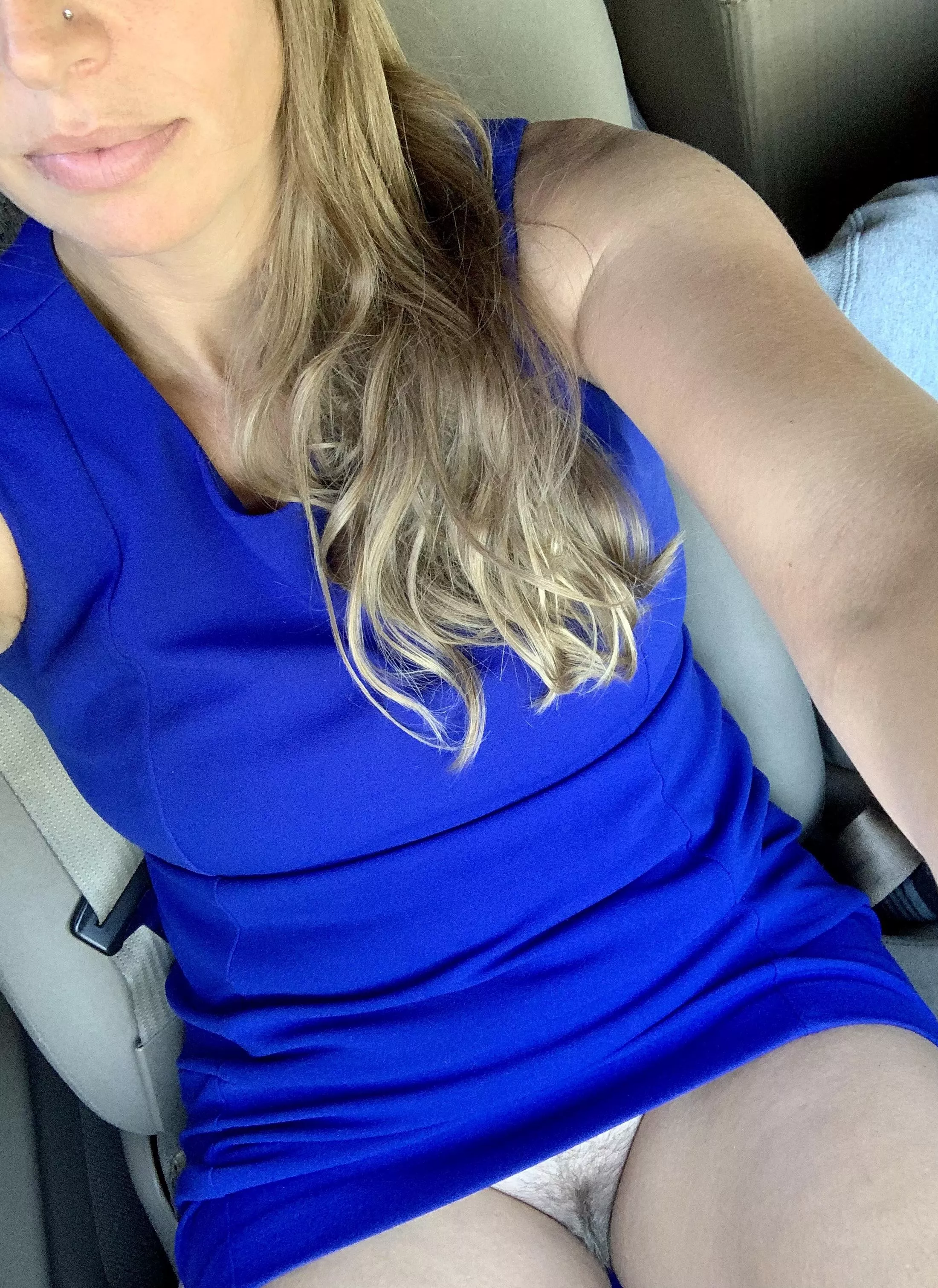 Don’t be a little bitch, it’s just a hairy pussy [F39] posted by secretly_naughty9