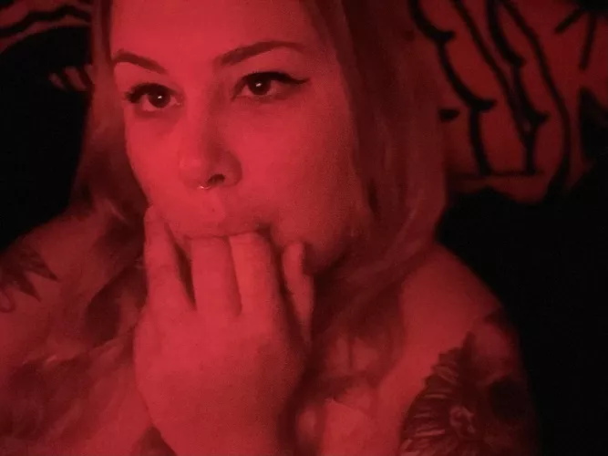 Eevie Rose (@eevieroseee) [onlyfans] by evelynrose0031