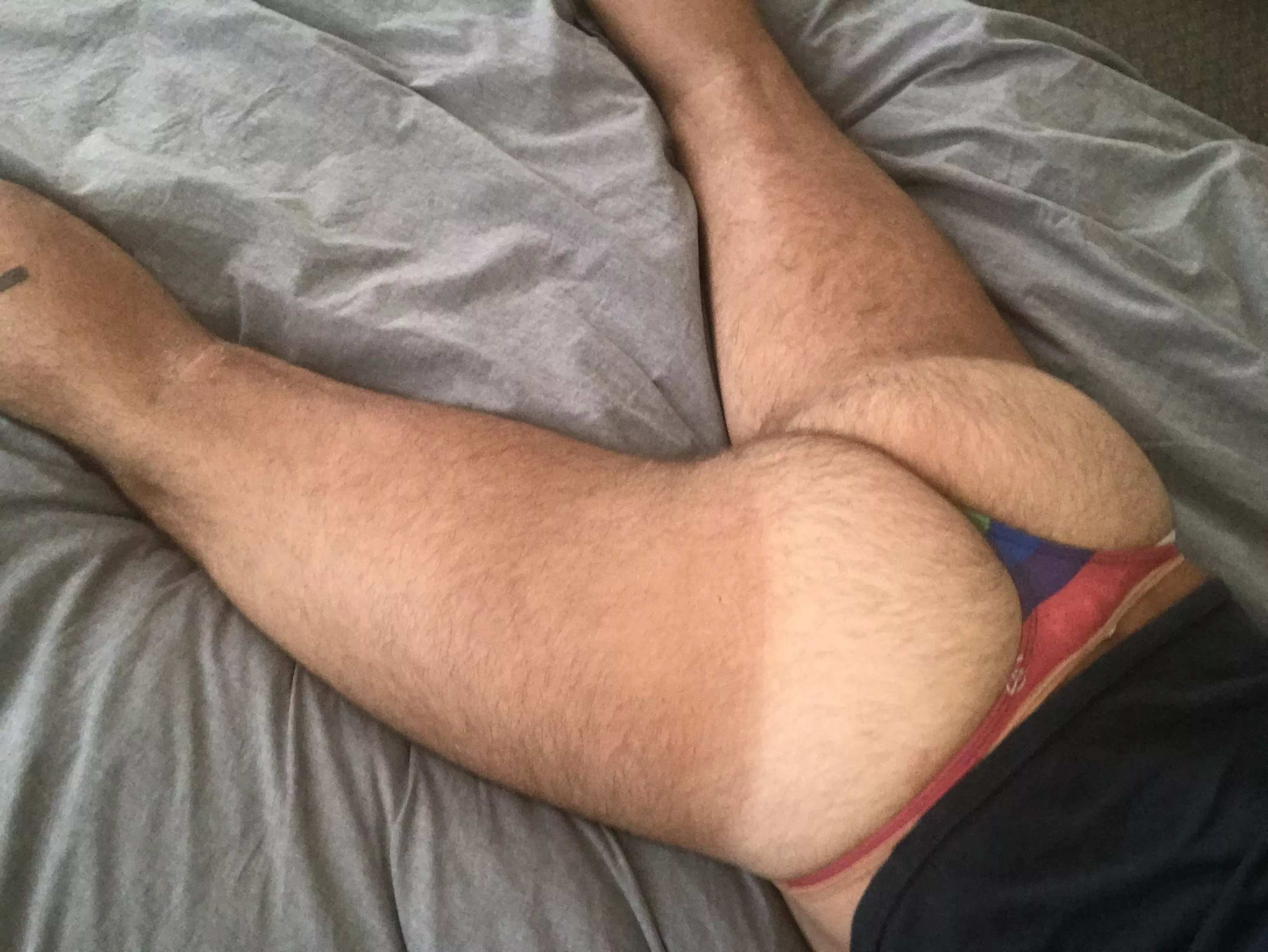 Hairy ass in thong posted by chastitysubby777