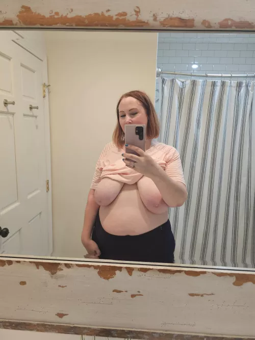 Hanging out my shirt by mellymac123