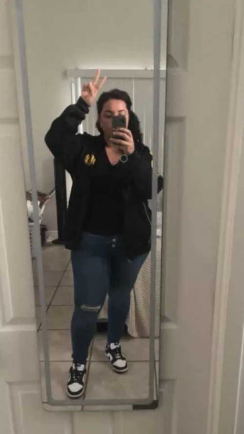 Happy Friday babes! by SweetEbony23