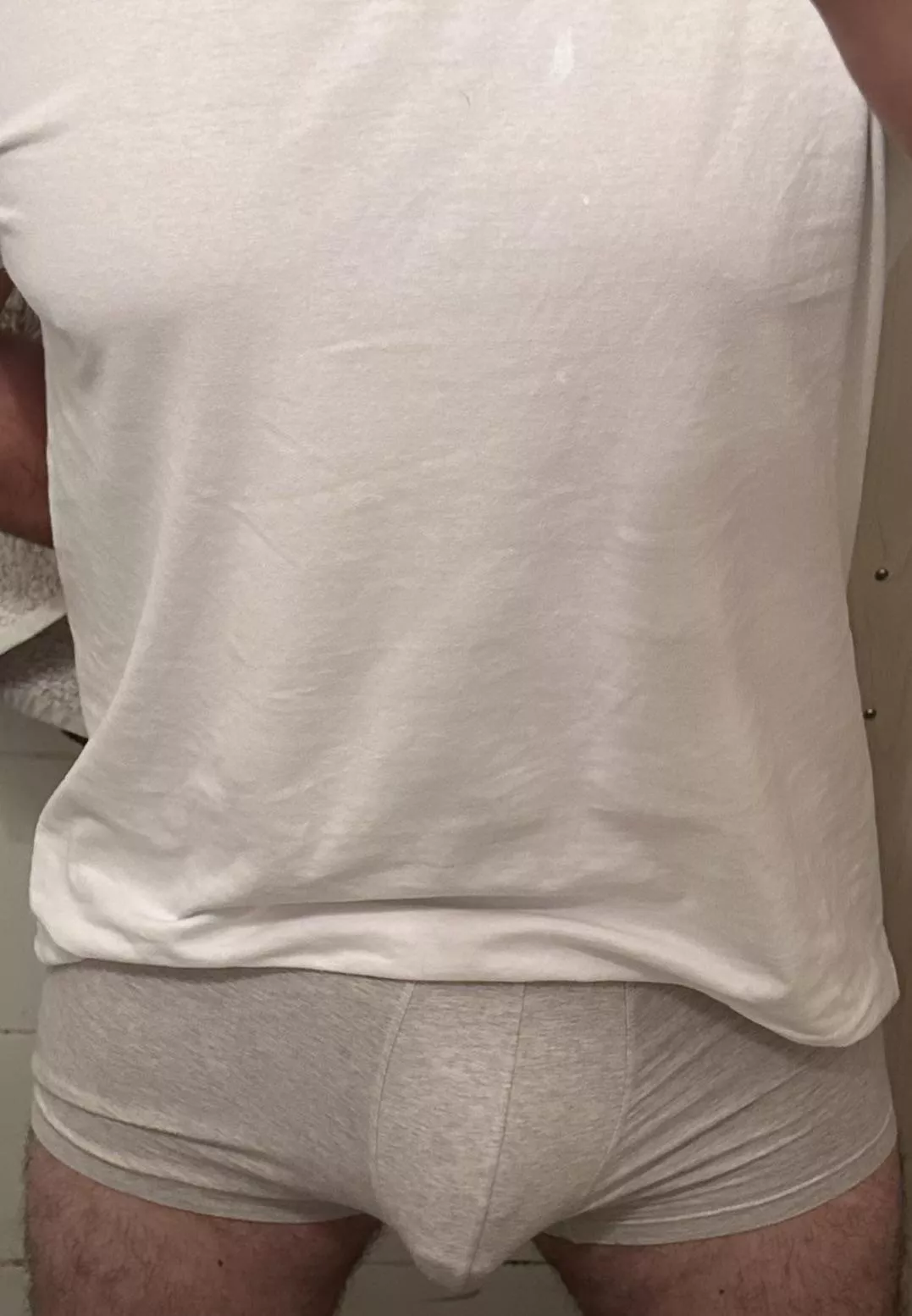 Hello 👋 posted by kimco1879