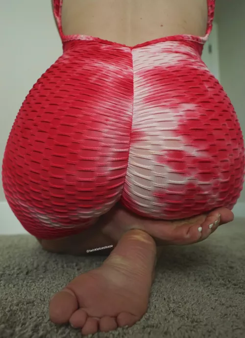 i enjoy my soles. i hope you do too by twinkletoestease