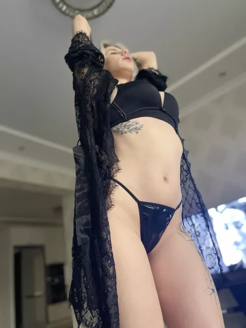 I like it when guys cum on my tummy [IMG] by Casuallyquote