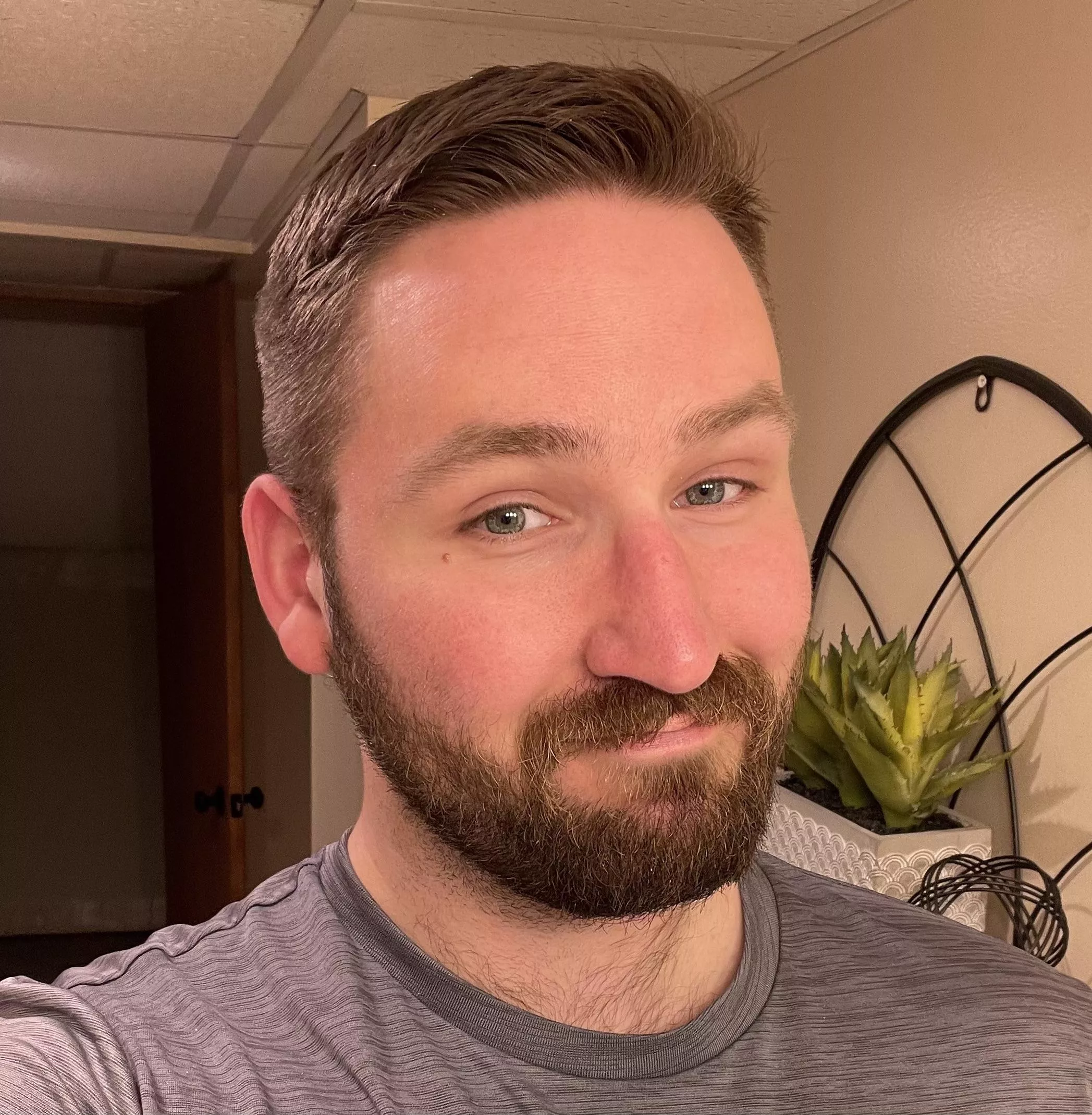 Just took this pic before bed. Have a good night (or morning)! posted by SpikeTac2233