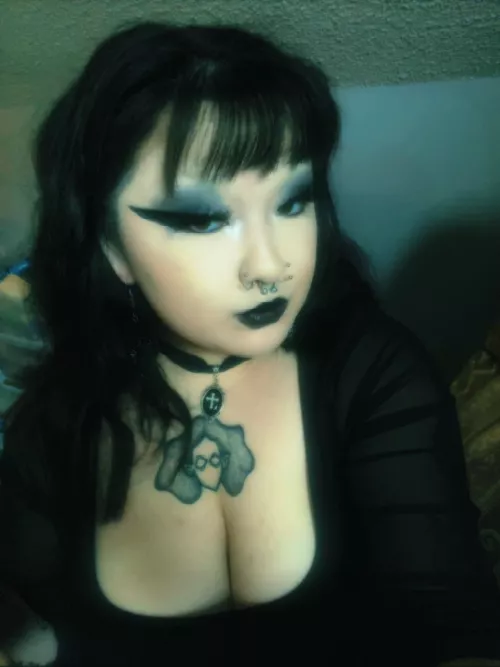 look in the mirror, I’m madly in love by g0thmxlf