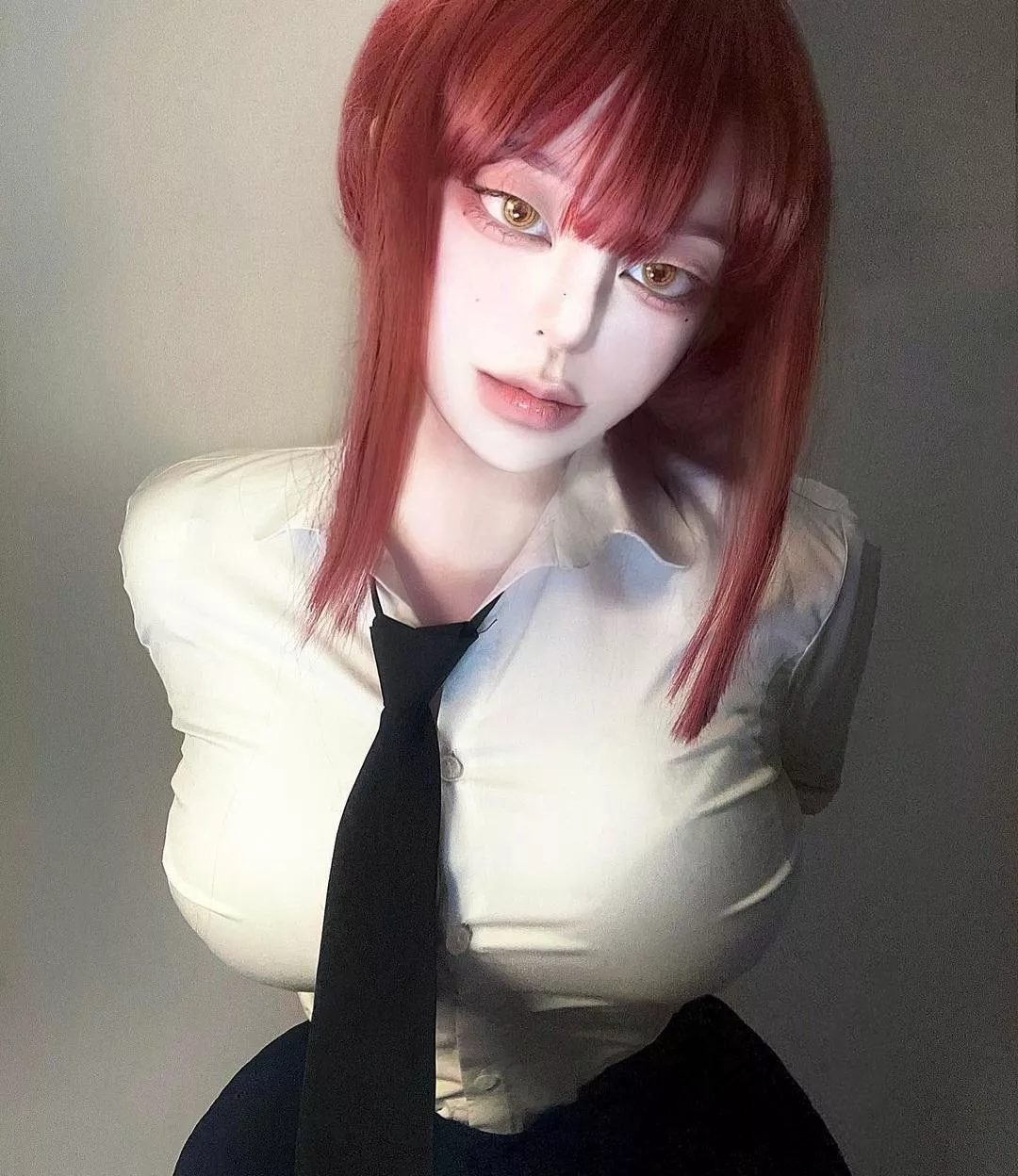 Name of the cosplayer?🙏 posted by Western_Objective_51