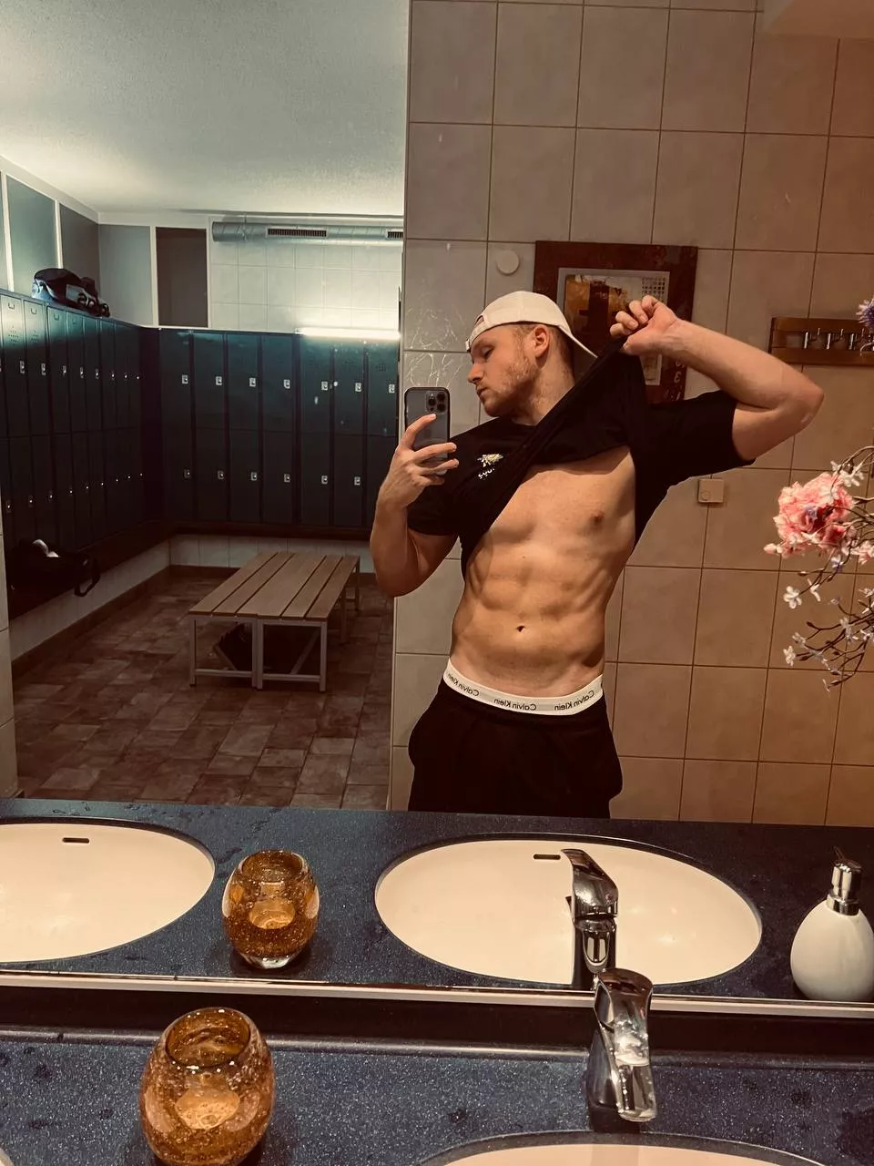 Say please [M] posted by trashyoutdoors