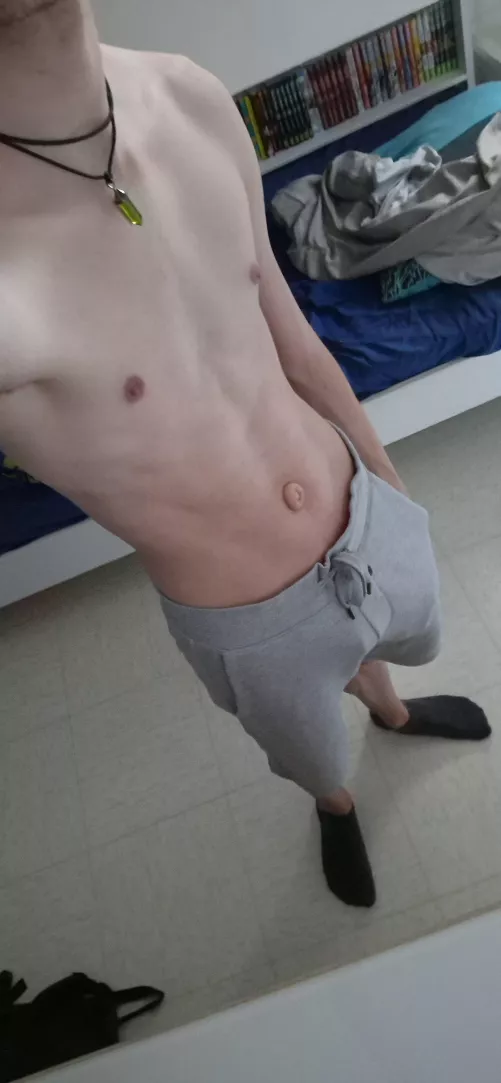 Somehow, I like this pic by hehethatsmmmh