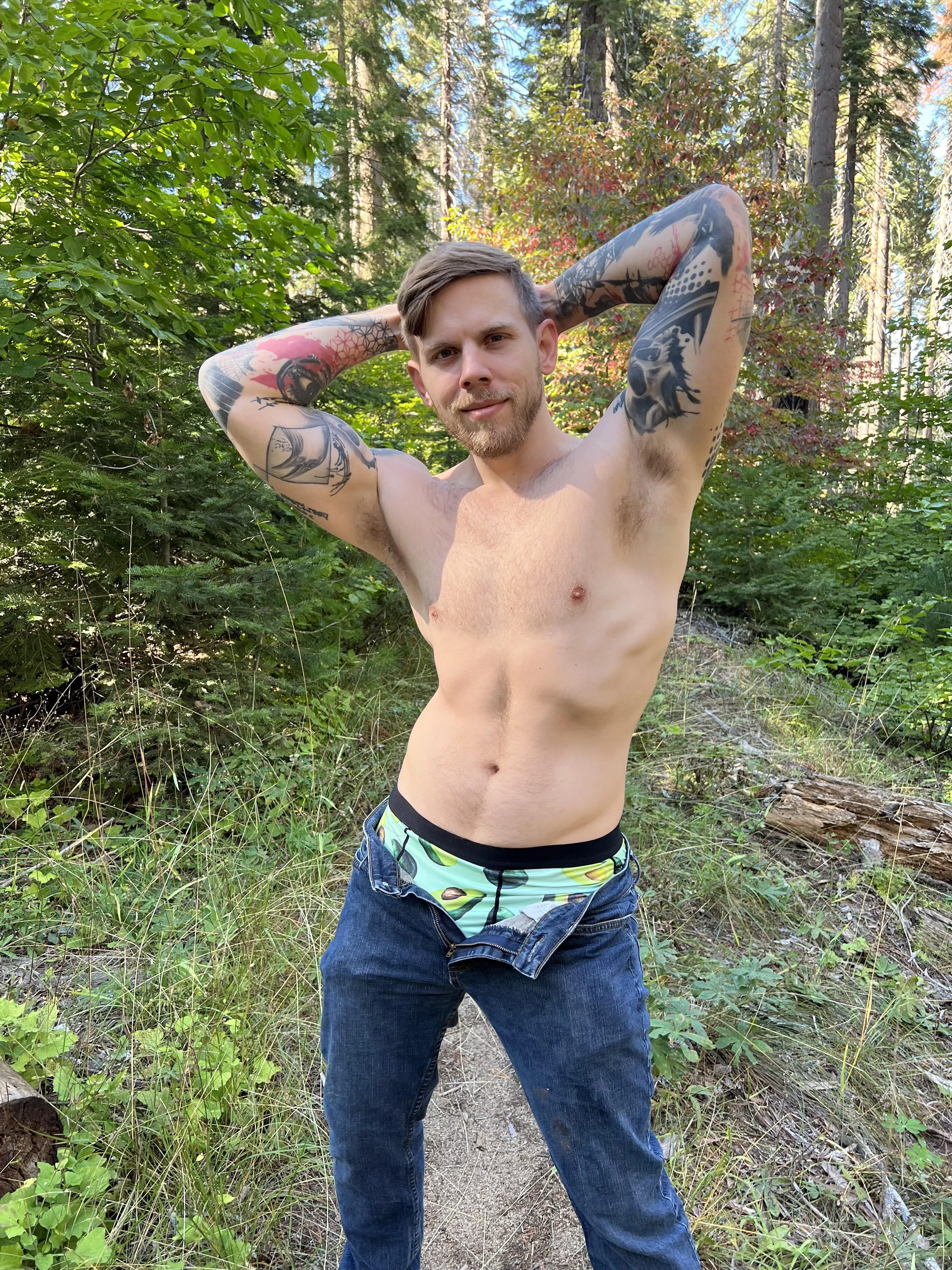 Wanna go for a hike? posted by hattrickzxxx