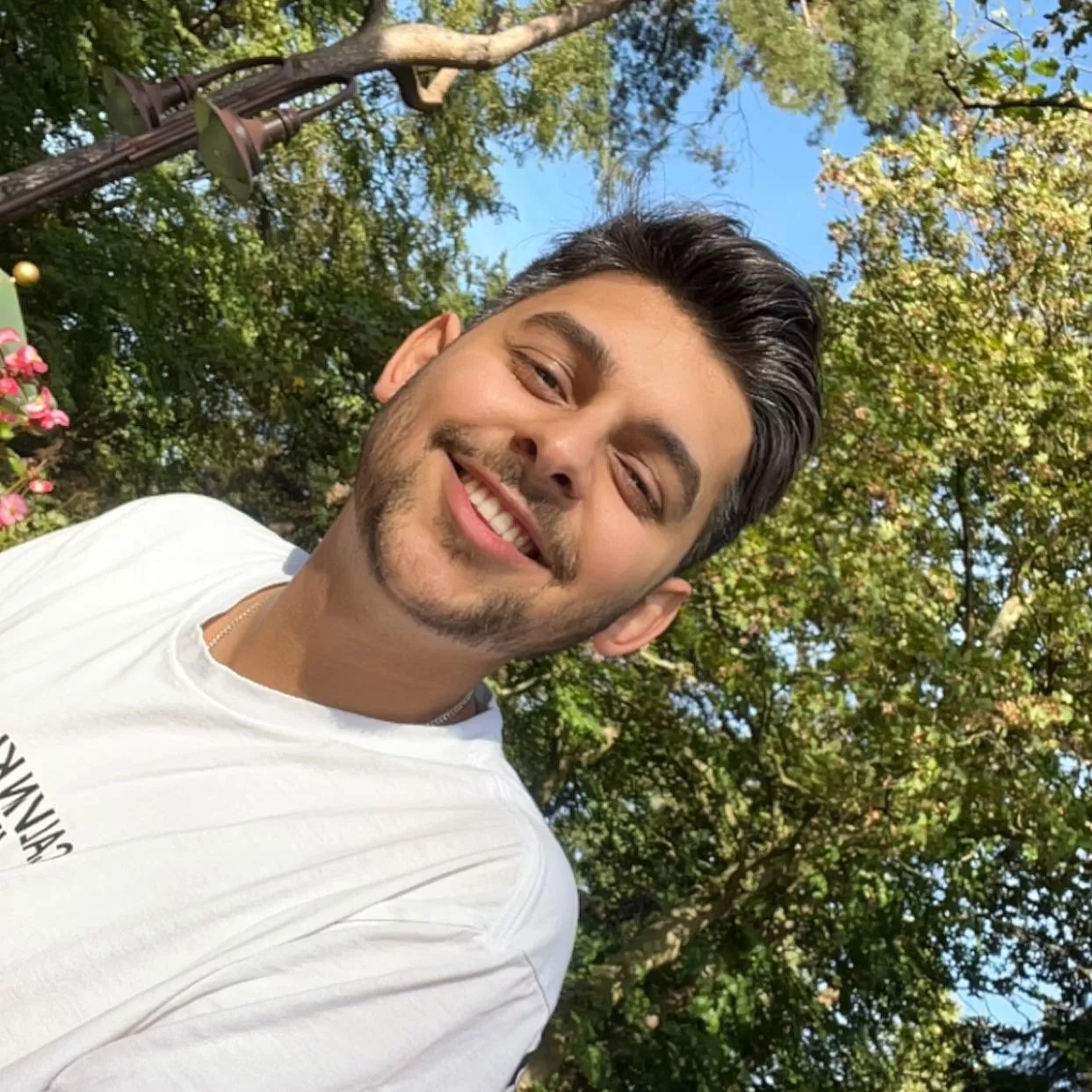 What are u grateful for? Share it! 😇 posted by michelberg99