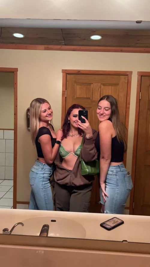 who ya picking ? by LunaLou444x