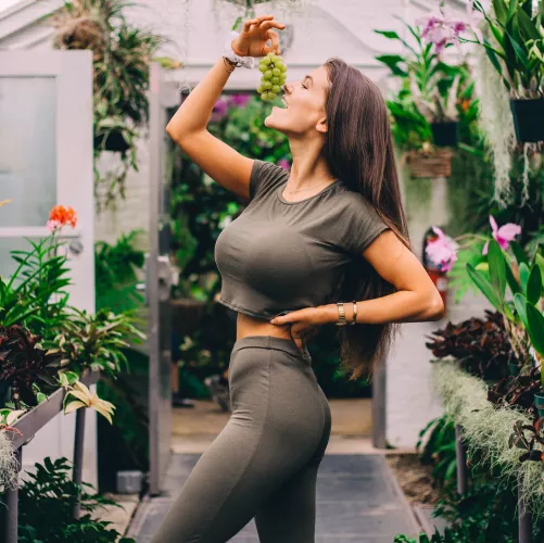 Workout Outfit by UnhealthyFetish1997