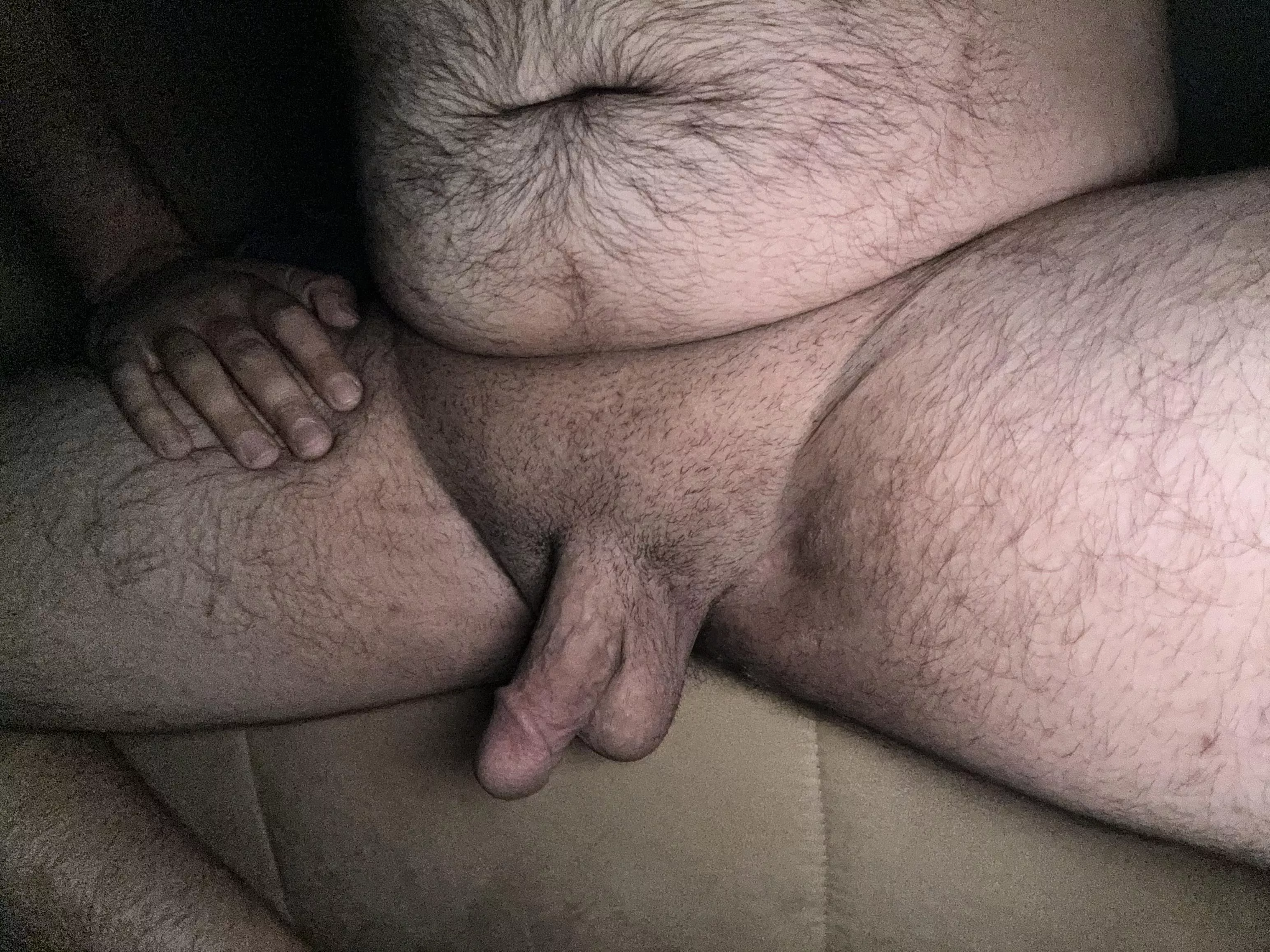 Any volunteers who would let my grower grow? 😈 (28) posted by GroundbreakingYam487