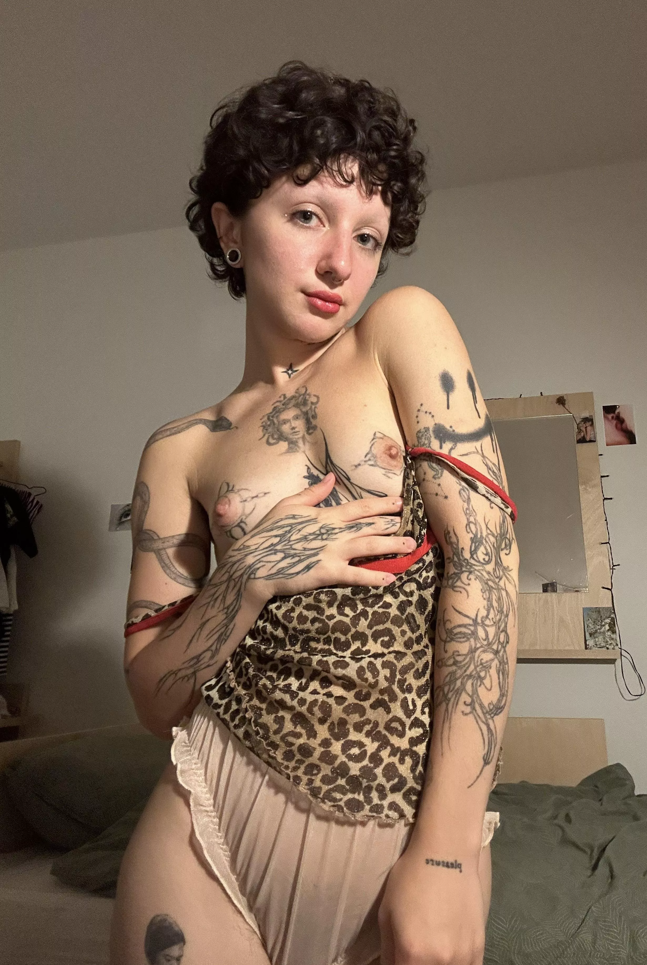 Come here and eat my boobs!! posted by rowdy_bouncy