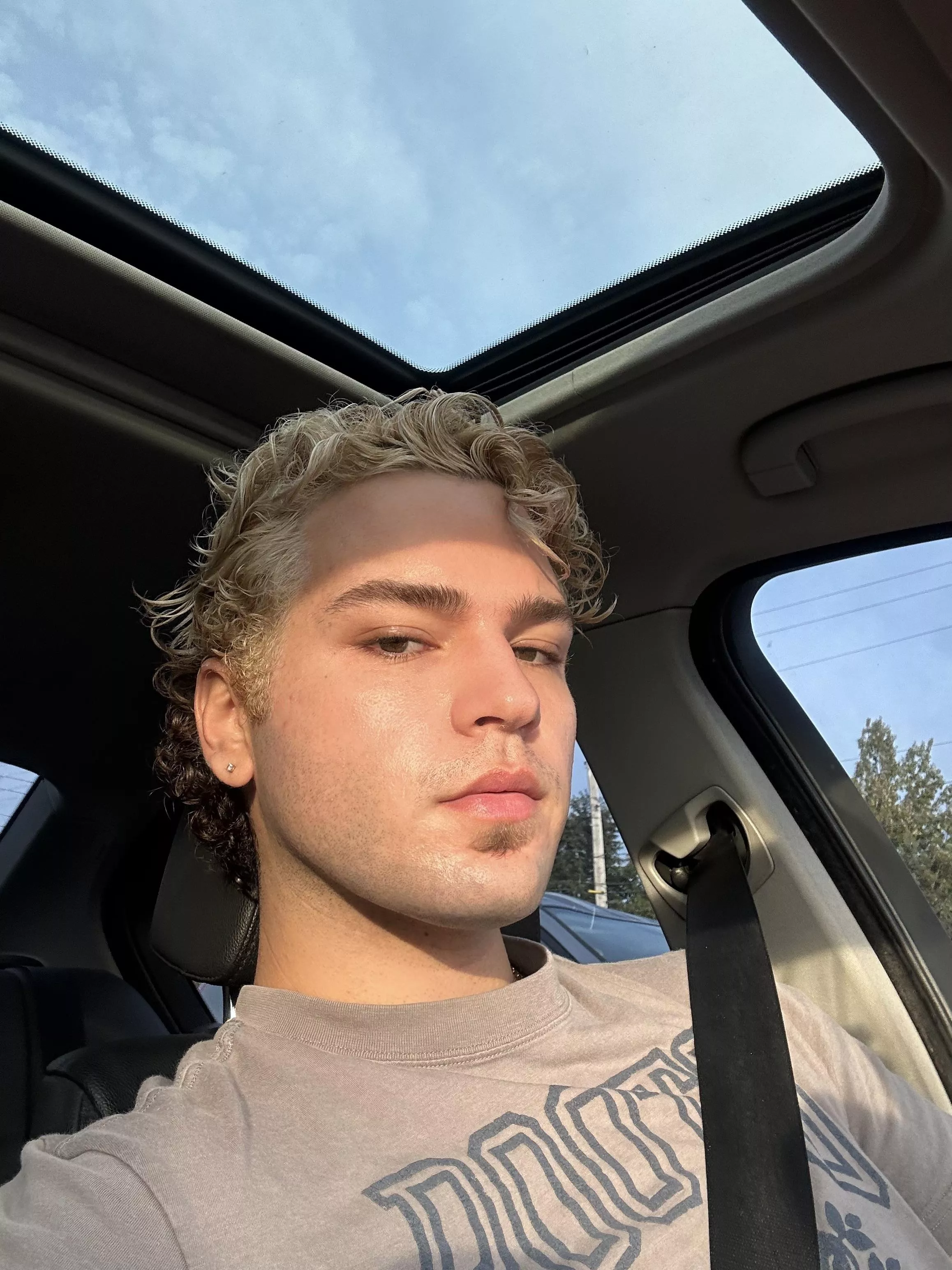 Happy Saturday! posted by buffyboyblues