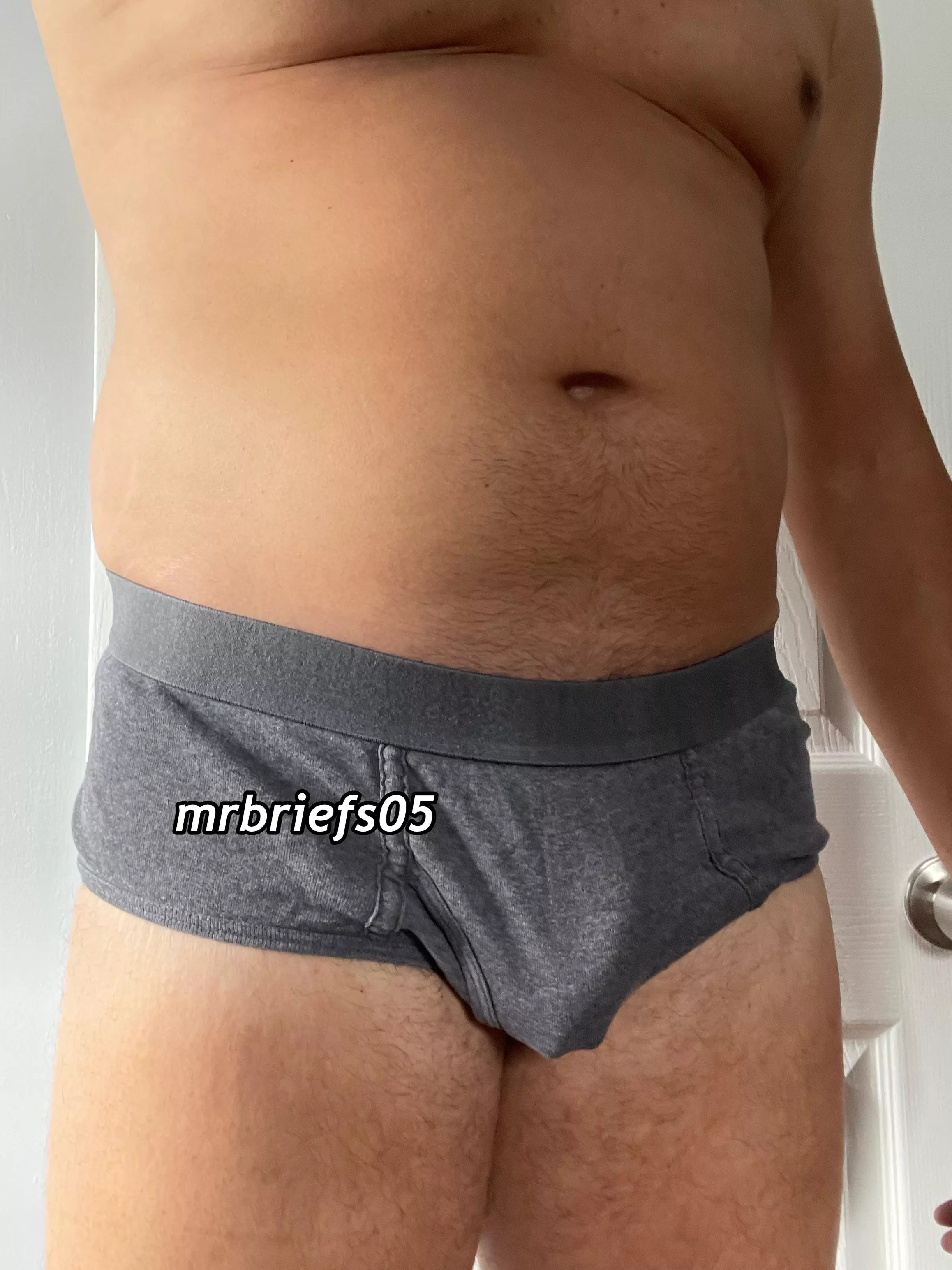 Happy Sunday…😘🩶 Age 46 posted by mrbriefs05