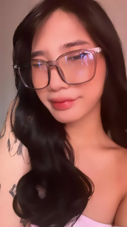 hiii by PisceanPixie_