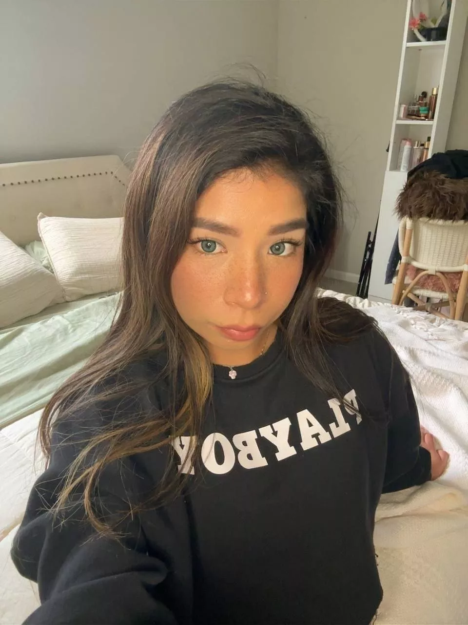 I was told my eyes arent like a real latina's ?! [f19] posted by Sweetieveeen