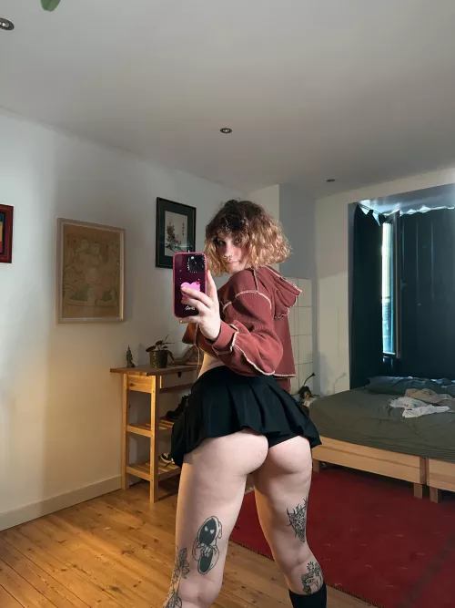 I wish I had a friend that would accept my nudes by Infamous-Albino