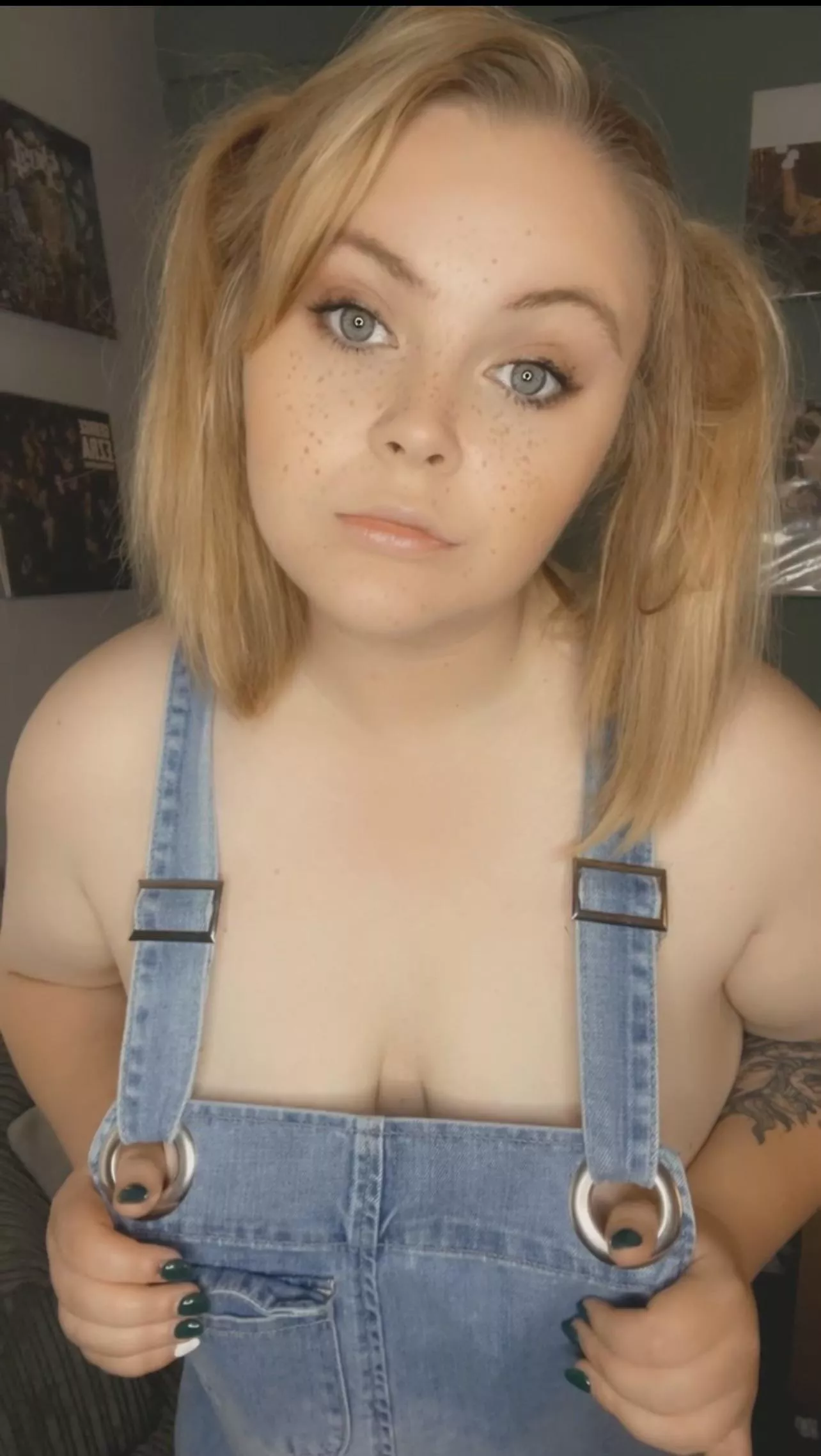 I’m tempted to go outside like this posted by EeveeGracex