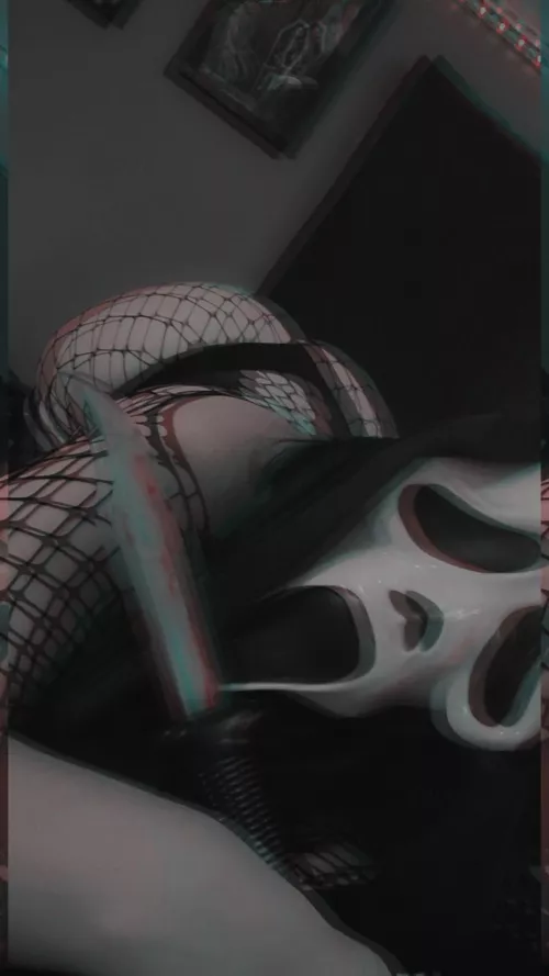 It's haunted whore season 🖤 by stonerchicforyou