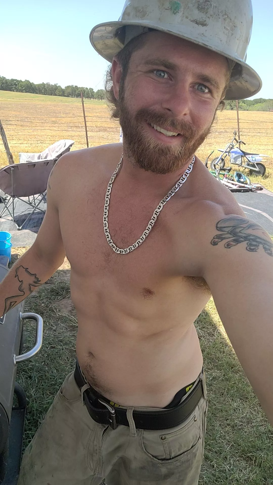 Its just an average pic this saturday posted by dirtyphe