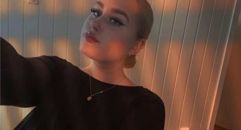 Just a little reminder to smile today by kitty9snowflakes