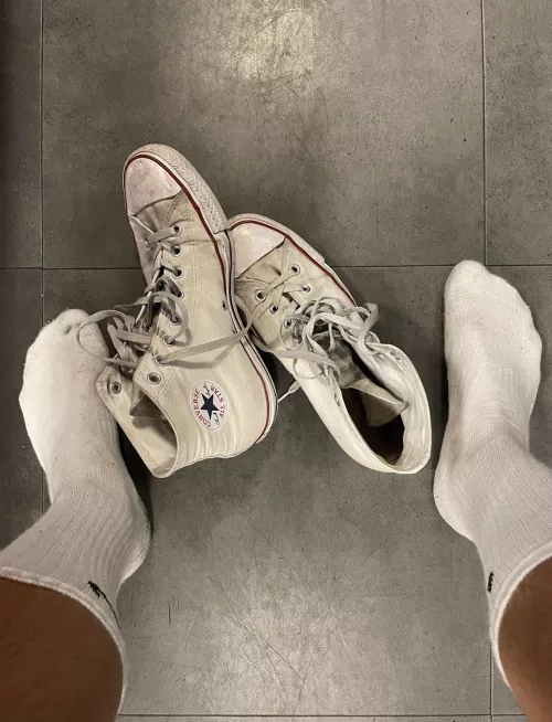 Locker room views by SmellyMuscleJock