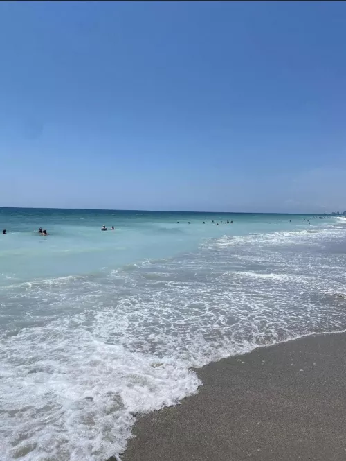 Myrtle beach in July by 69_lonewolf