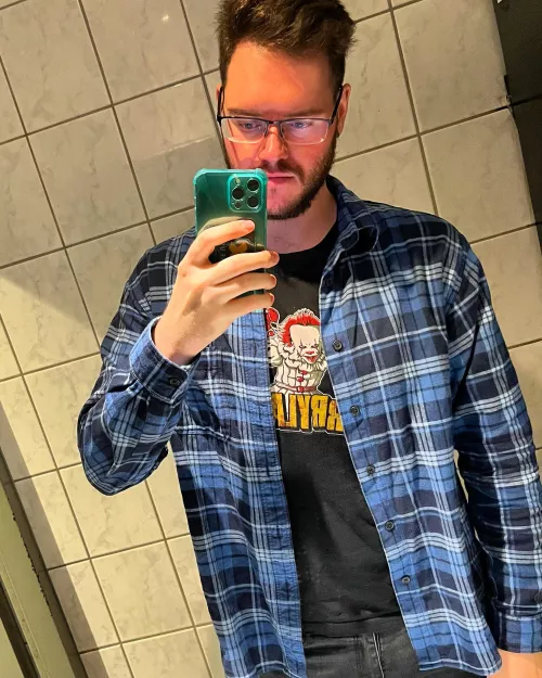 New blue shirt by N3ntiker