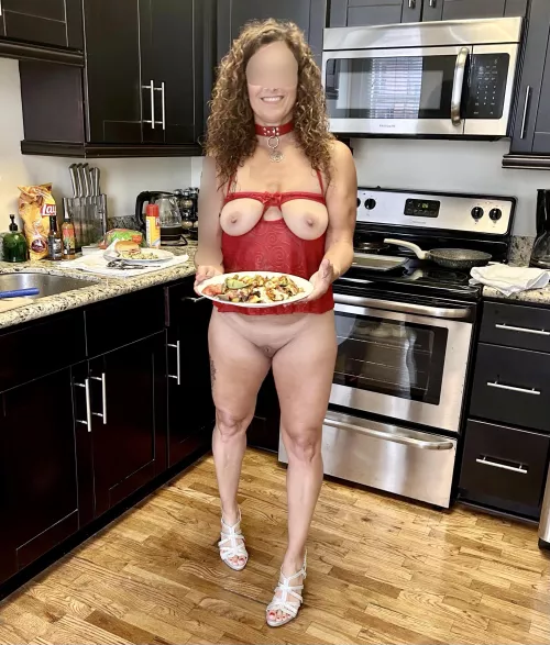 Saturday service from Annie (wife, 55)... by Deckerstarstan