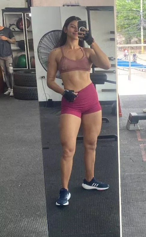 Thighs that turn heads.. do you agree? posted by Ringedsplitter