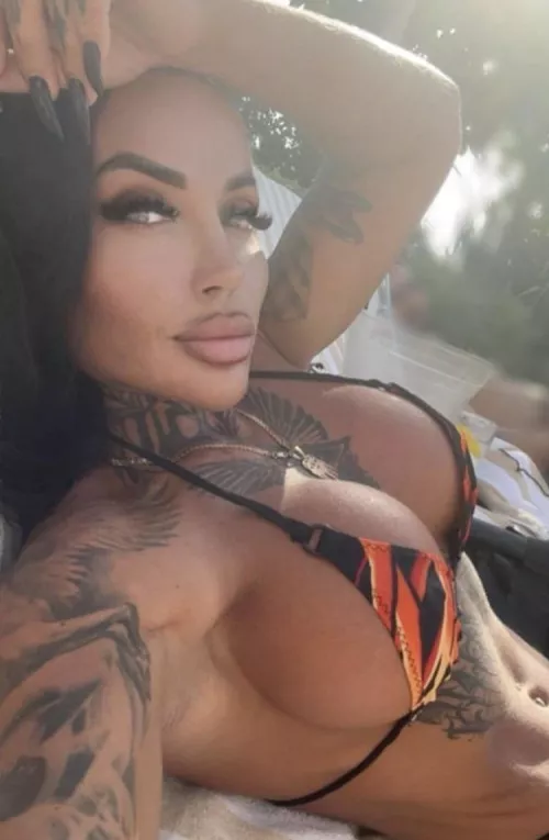 Want a kiss? by coedolsz