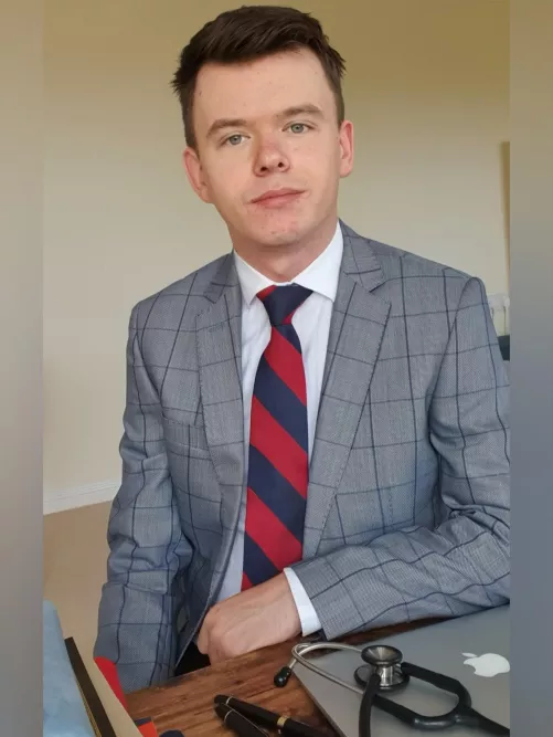 Wanted to stay home this weekend, but have a wedding to go to. Enjoy gaming everyone by liam66035