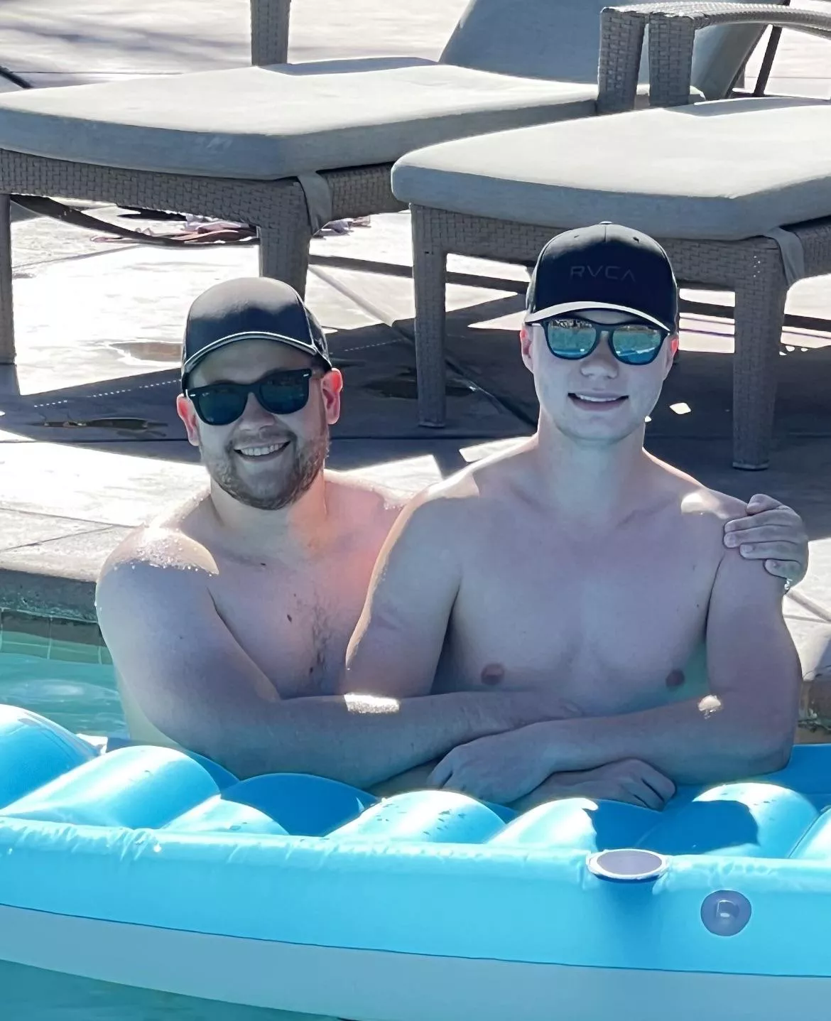 Weekend Getaway with the Bf posted by 3headeddragn