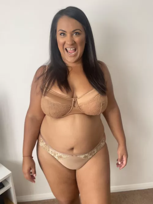 Anyone wanna use my wife or has she got too fat? by alexwindsorsmyth69