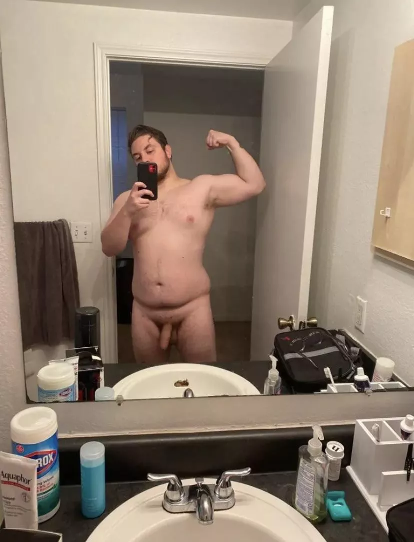 Beefy dad body 😜 posted by SatinTeddyBear