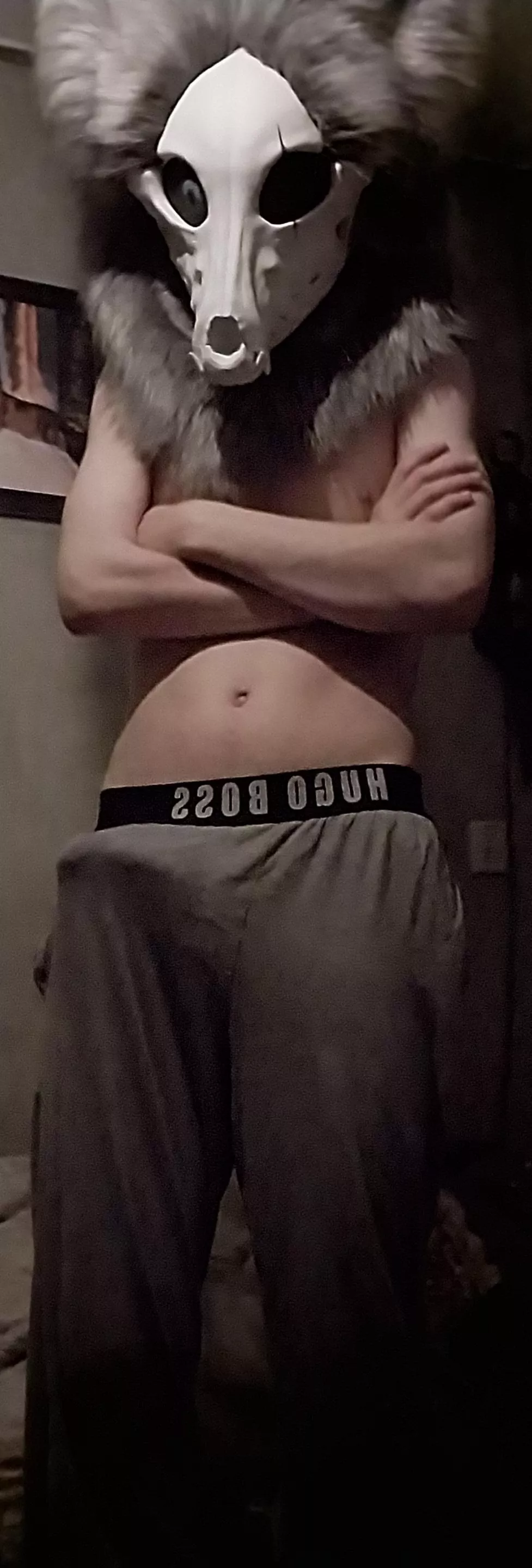Big bulge in sweatpants after showering posted by Kududo